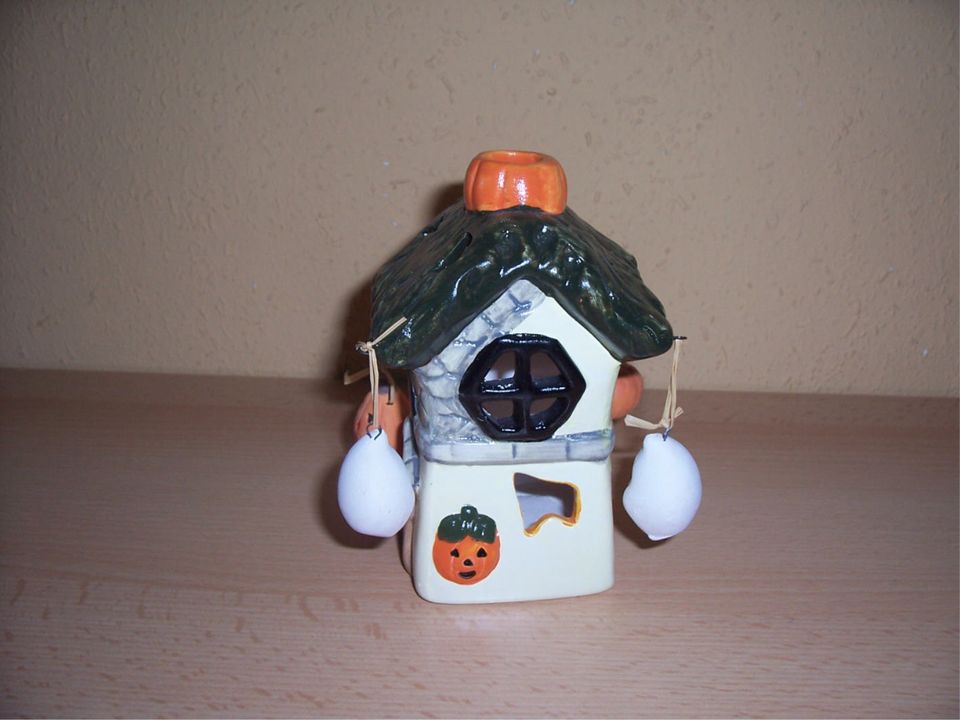 Helloween Teelicht Haus H: 12,5 cm x B: 8 cm * Neuwertig in Adendorf