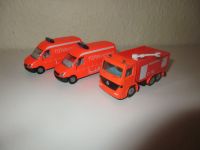 3 x Siku (2 x Rettungsdienst 112 Frankfurt + 1 Mercedes Feuerwehr Nordrhein-Westfalen - Remscheid Vorschau