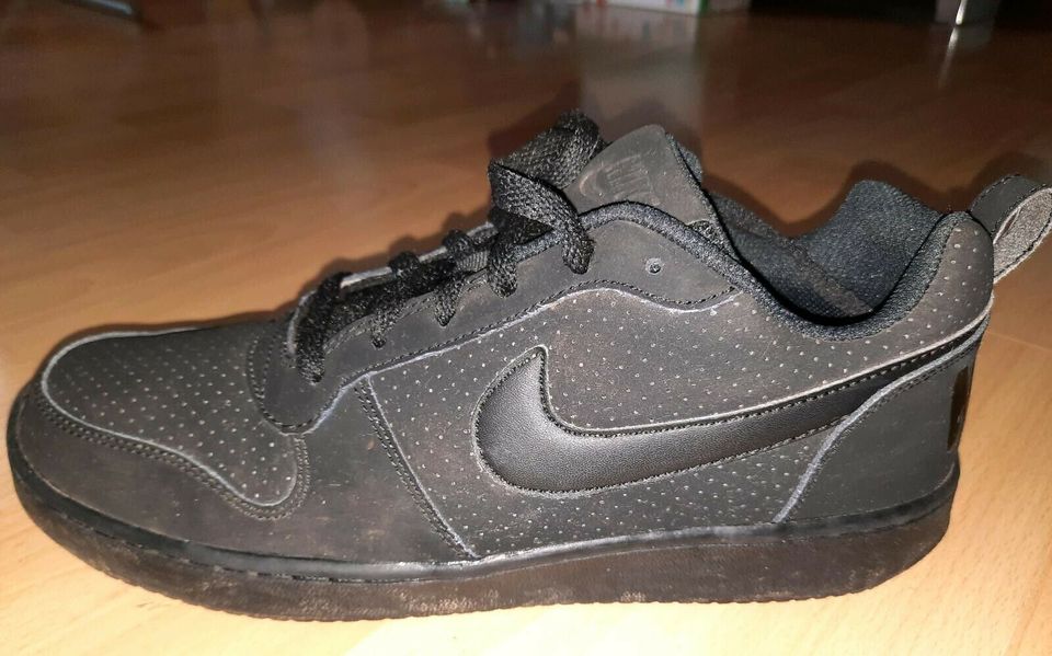 Nike Schuhe...Gr.42,5 in Auetal