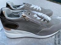 ❌Damen Sneaker 39 ❌ grau neu Niedersachsen - Uelzen Vorschau