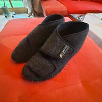 Schawos Klett-Stiefel Hausschuhe, Gr. 41/H, rutschfeste Sohle Bayern - Schechen Vorschau
