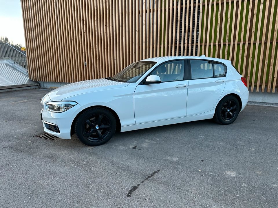 BMW 116d Efficient Dynamics PDC TEMP KLIMA SHC in Lenzkirch