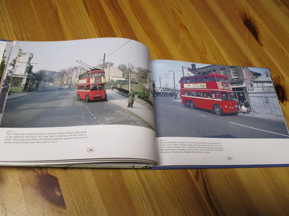Streets of London - Omnibusse und Strassenbahnen - Fotoband in Riedstadt