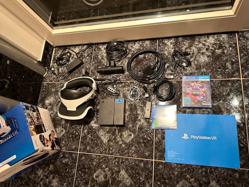 PlayStation VR 1 PS4/ PS6 USB Adapter in Duisburg