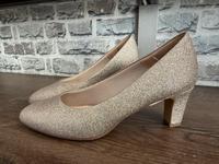 Tamaris Pumps glitzer NEU Nordrhein-Westfalen - Waldbröl Vorschau