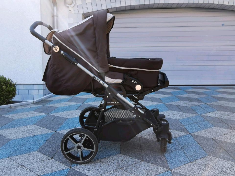 Kinderwagen /Babywagen Hartan Sprint mit Softtragetasche in Kaufungen