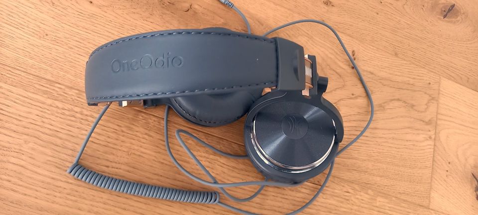 Grau Gold- OneOdio Over Ear Kopfhörer mit Kabel in Pforzheim