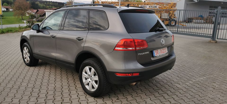 VW  3.0 Touareg TDI BMT XENON AHK Leder in Bogen Niederbay