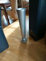 Vase Aluguss Bodenvase 73cm hoch schwer Schirmständer Niedersachsen - Riede Vorschau