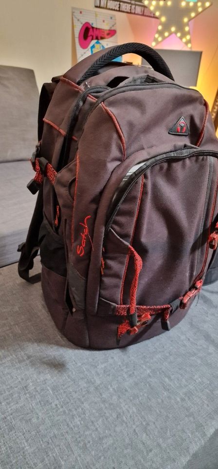 Schulrucksack Satch Schwarz/Rot in Köln