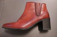 Marco Tozzi Schuhe / Stiefel / Gr. 39 / TOP Zustand Hessen - Usingen Vorschau