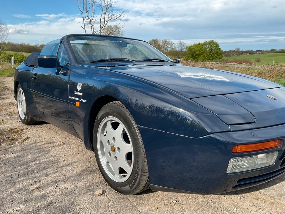 Porsche 944 S2 Cabrio in Glücksburg