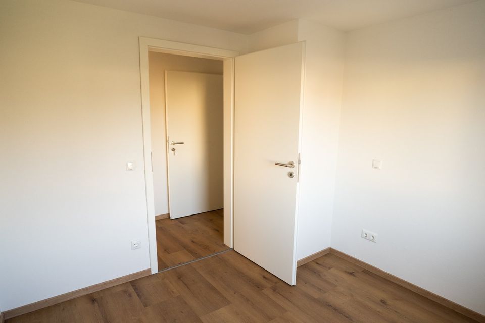 Helle 3 Zimmer ETW mit Garten (saniert, KfW 55) in Schwarzenfeld