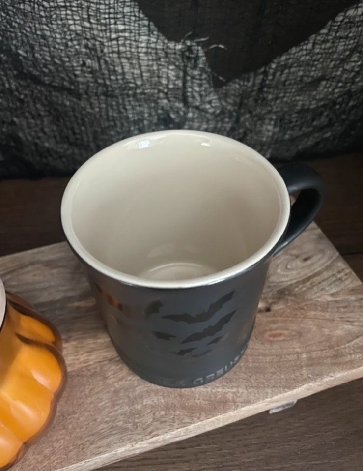 LE CREUSET ❤️ Fledermaus Halloween Tasse kaffeebecher schwarz mug in Ginsheim-Gustavsburg