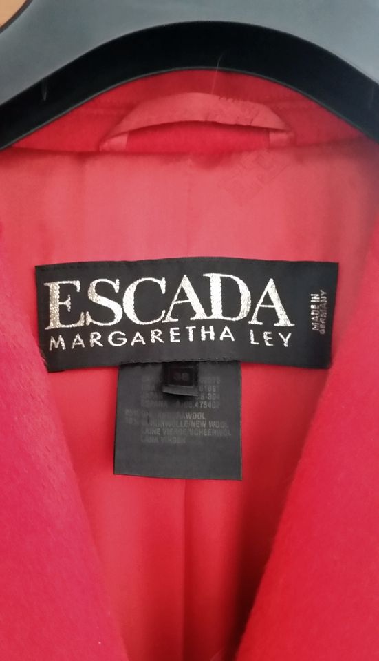 Escada / rote Jacke, Blazer / Elegant / Gr.38 / wie neu in München