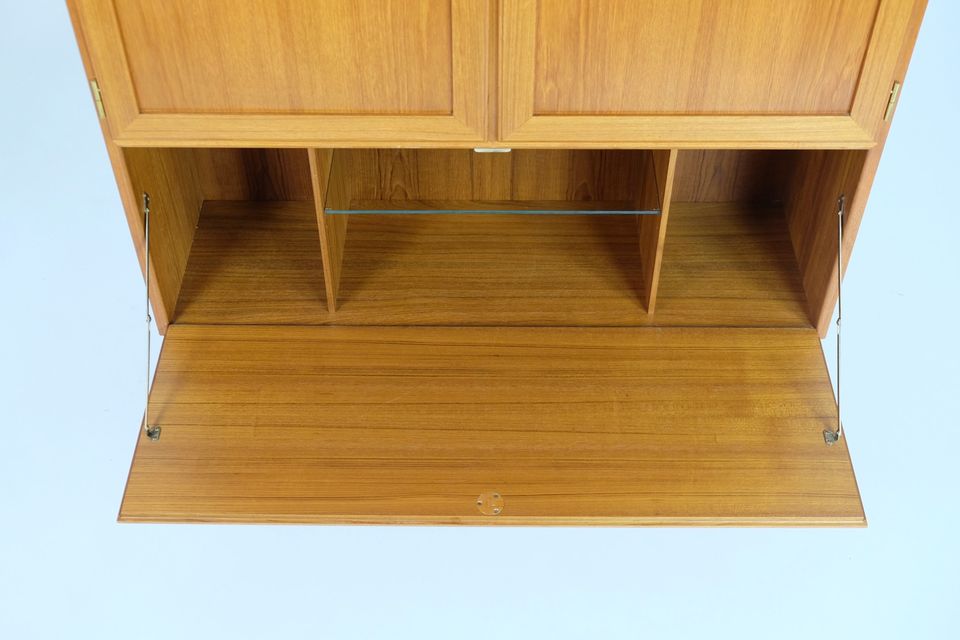 Danish Teak Highboard Schrank Vintage 60er 70er MidCentury Design in Berlin