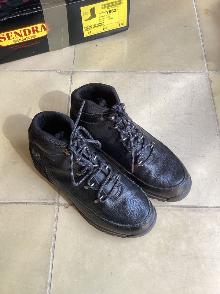 Firetrap Schuhe Jungen Gr.37 schwarz in Wittlich