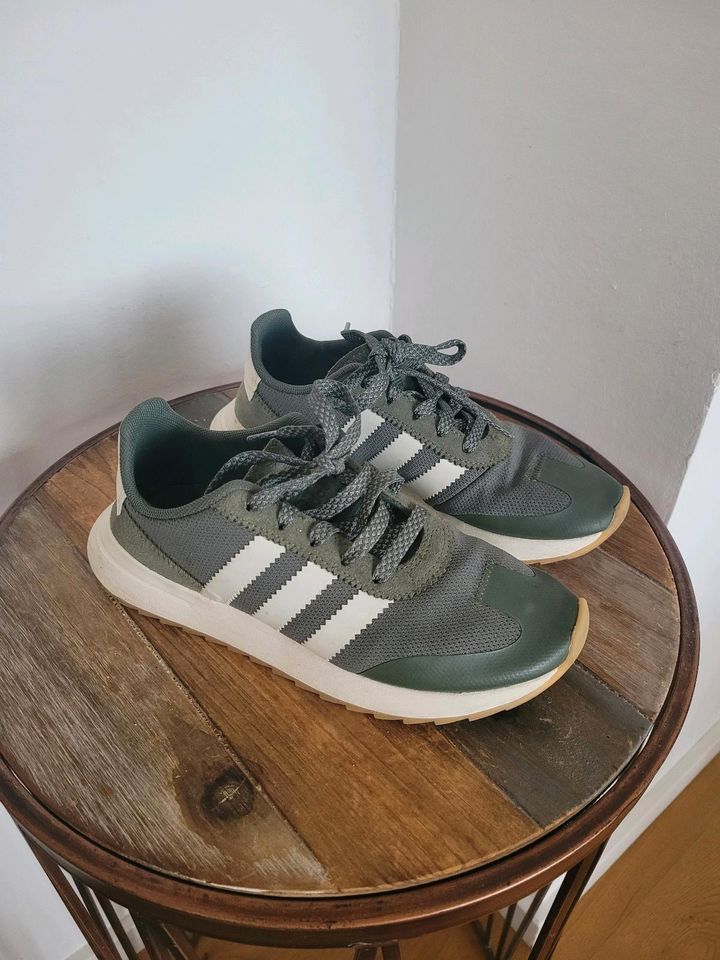 Adidas Originals Sneaker FLB 36,5 in Düsseldorf