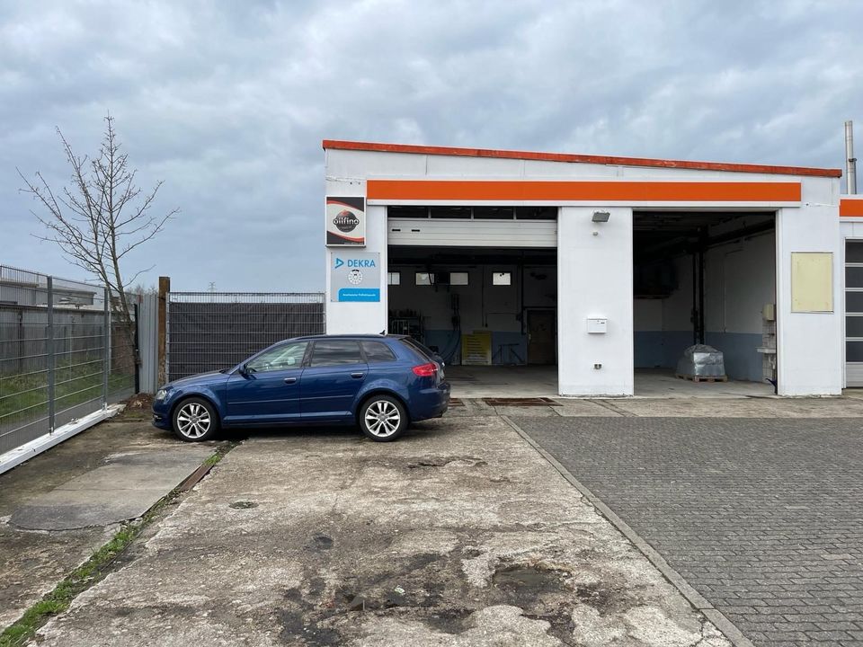 Vermiete gut gelegene Auto Werkstatt Halle auf einer Tankstelle in Pinneberg