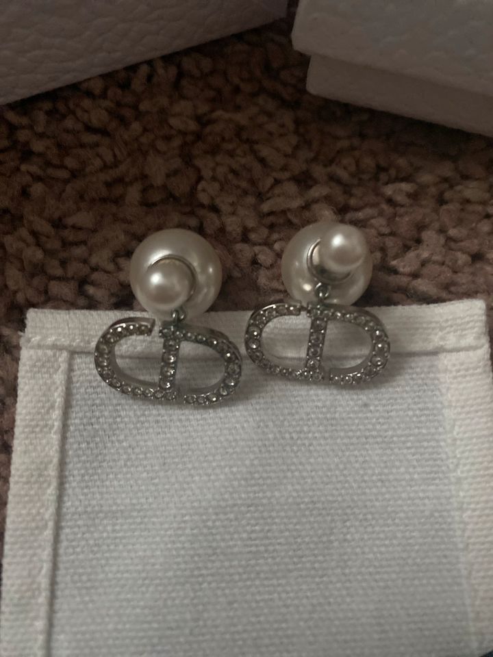 Dior Ohrringe Perlen Silber in Erfurt
