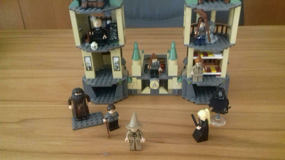 Lego Harry Potter 4867 mit Figuren in München