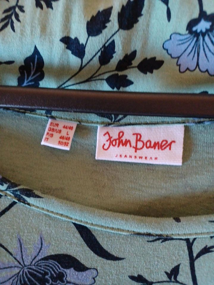 John Baner Kleid Gr. 44 / 46 in Neudorf-Bornstein