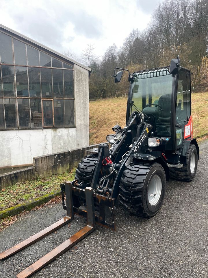 Vermietung von Bagger Radlader Minibagger Rüttelplatte Stampfer in Wuppertal