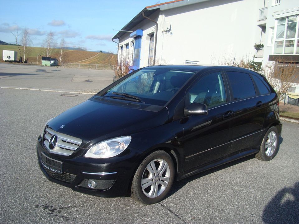 Mercedes-Benz B 180 B -Klasse B 180 CDI in Ruhmannsfelden