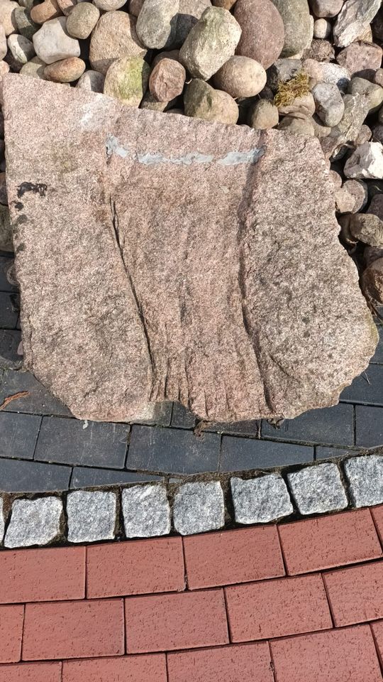 Bachlaufstein  Granit in Lübeck