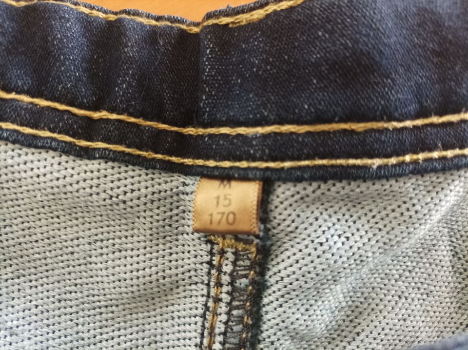 Jeans 3 Stck. 2* Gr. 164, 1* Gr. 170 in Eslohe