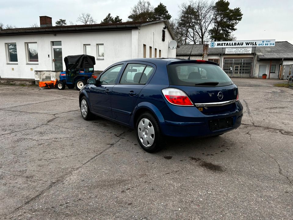 Opel Astra H erst.48000 runter,1 Hand,Inspektion,Klima,Tüv 02/25 in Schöneiche bei Berlin