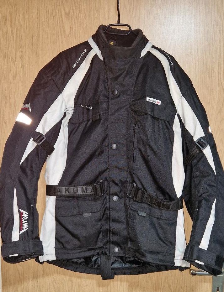 Motorrad Bekleidung Jacke und Hose in Duisburg