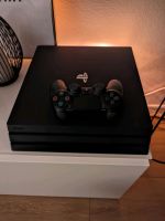 Play Station 4 (PS4) Pro 1TB mit OVP + 1 Controller München - Maxvorstadt Vorschau