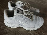 Weiße Turnschuhe Gr. 39 Bayern - Gochsheim Vorschau