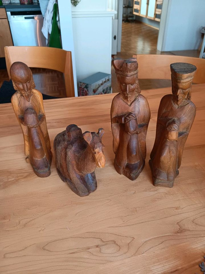Krippenfiguren,  afrikanische Schnitzkunst, 14-teilig in Heidenheim an der Brenz