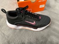 Nike Zoom Court Pro Tennisschuh 39 NEU Köln - Nippes Vorschau