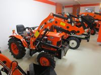 KUBOTA B7001D Allrad Traktor Schlepper Frontlader Hoflader Thüringen - Bad Langensalza Vorschau