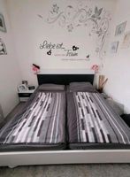 Doppelbett Ehebett 180x200 schwarz/weiß + Lattenrost + Nachttisch Niedersachsen - Braunschweig Vorschau