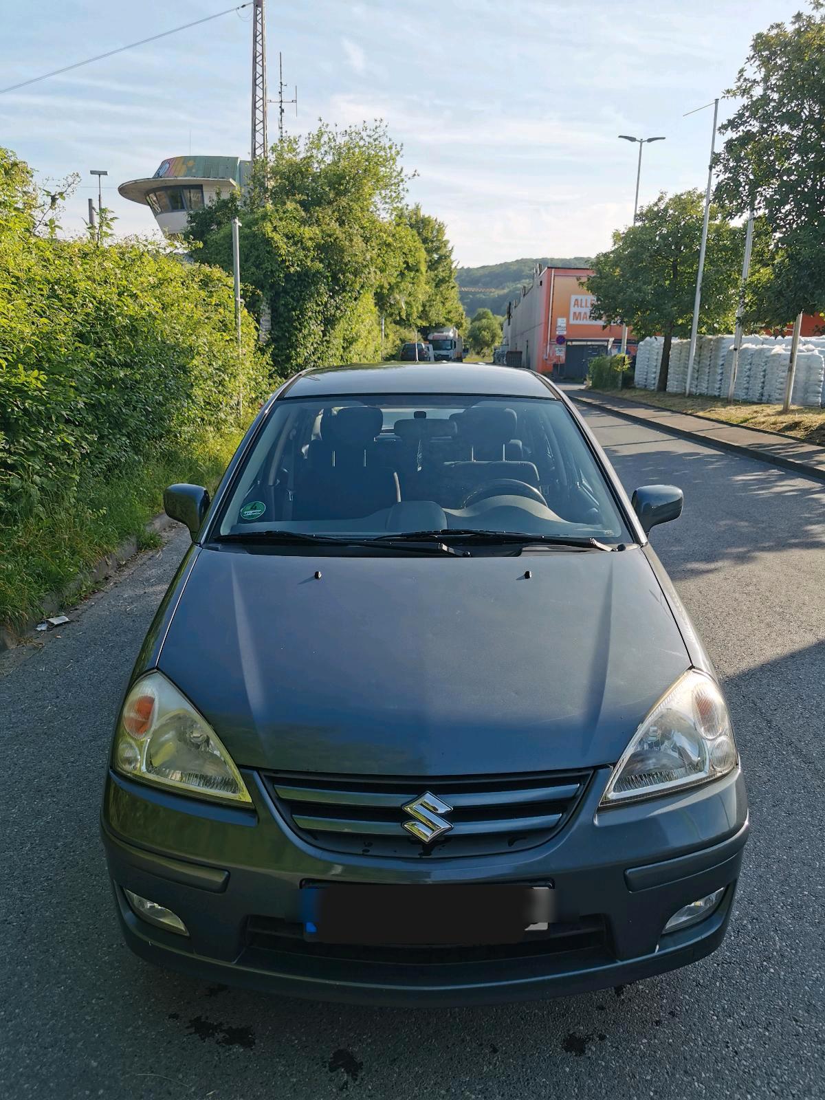 Abbildung des Autos Suzuki Liana &#x2F; Bale…
