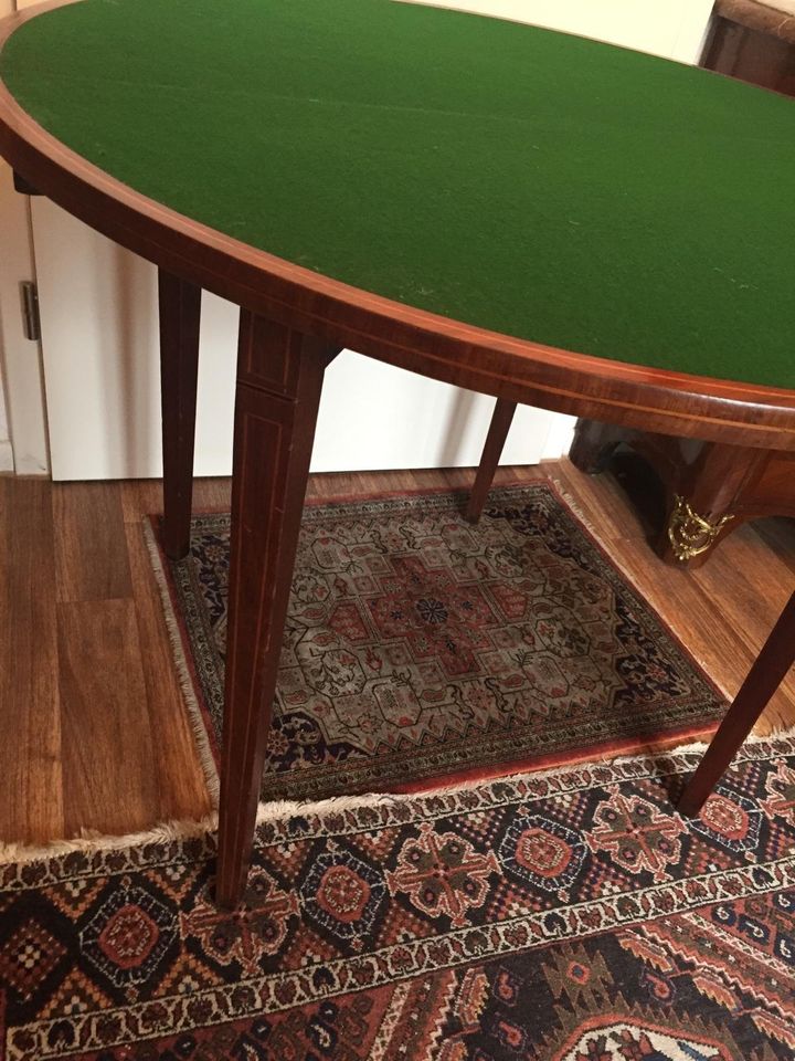 Biedermeier Spieltisch Konsole in Göttingen