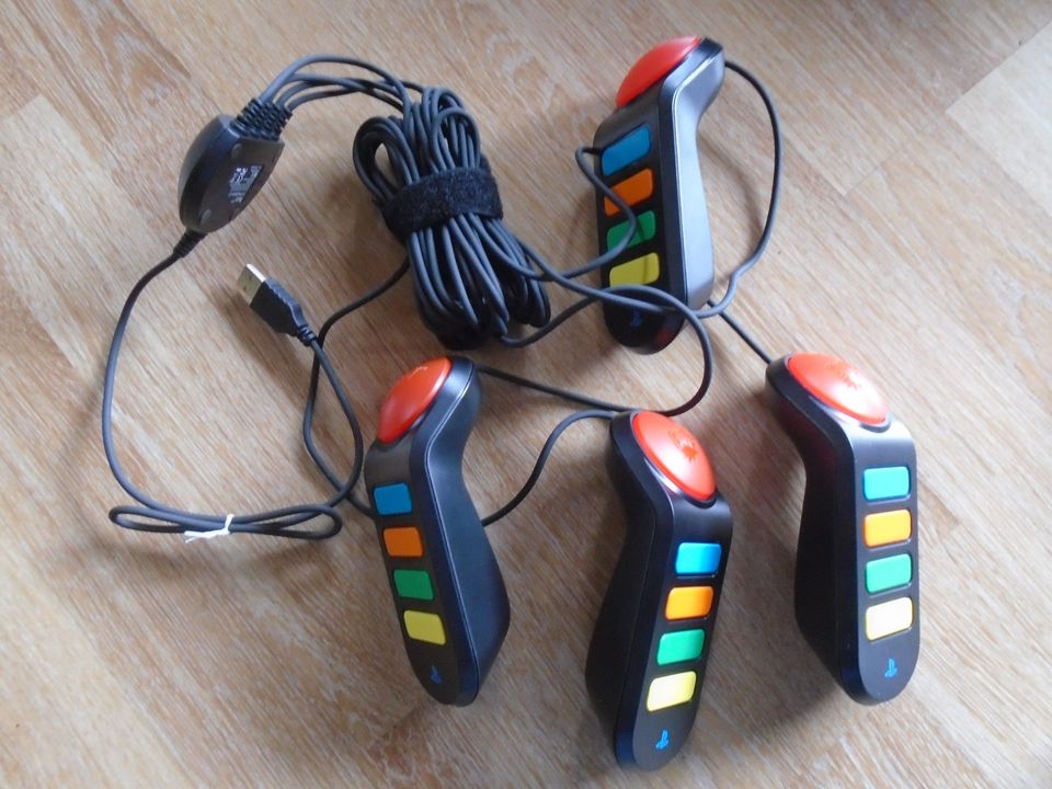 Playstation 2 - BUZZ! Das Megaquiz - 4 Controller / Buzzer  - NEU in Bad Schwartau