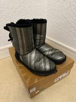 UGG Original Bailey Bow Glitzer Gr 39 OVP 1004791 Was Rheinland-Pfalz - Koblenz Vorschau