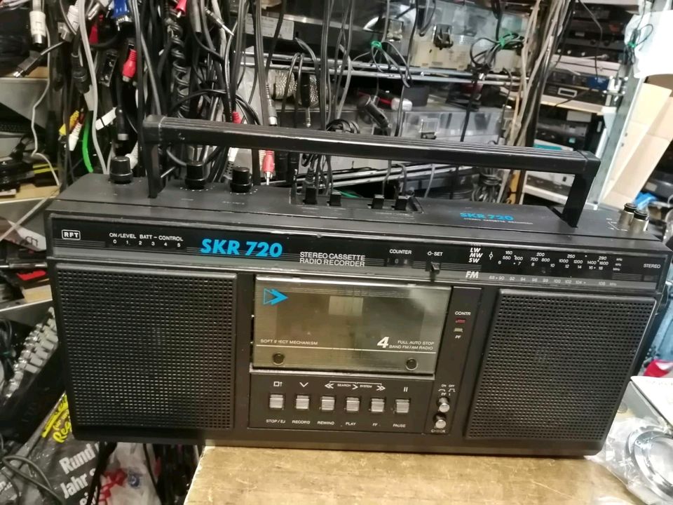 RFT SKR 720, Radio-Cassetten-Recorder, guter Zustand!! in Berlin