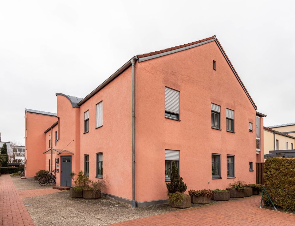 Wunderschöne 3-Zimmer-Maisonette-Wohnung mit Einbauküche und Balkon in Ingolstadt-West in Ingolstadt