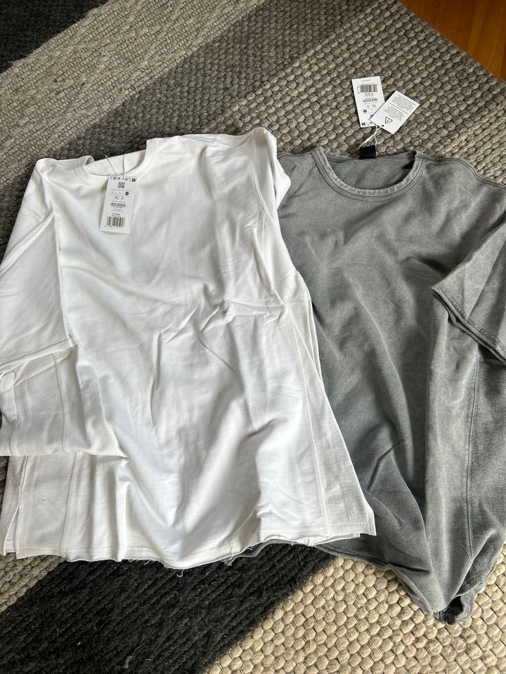 Sweatshirt T-Shirt Bershka Gr. XL in Nachrodt-Wiblingwerde