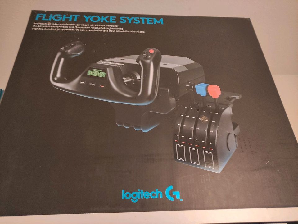 Logitech flight yoke neuwertig mit Verpackung in Wiesbaden