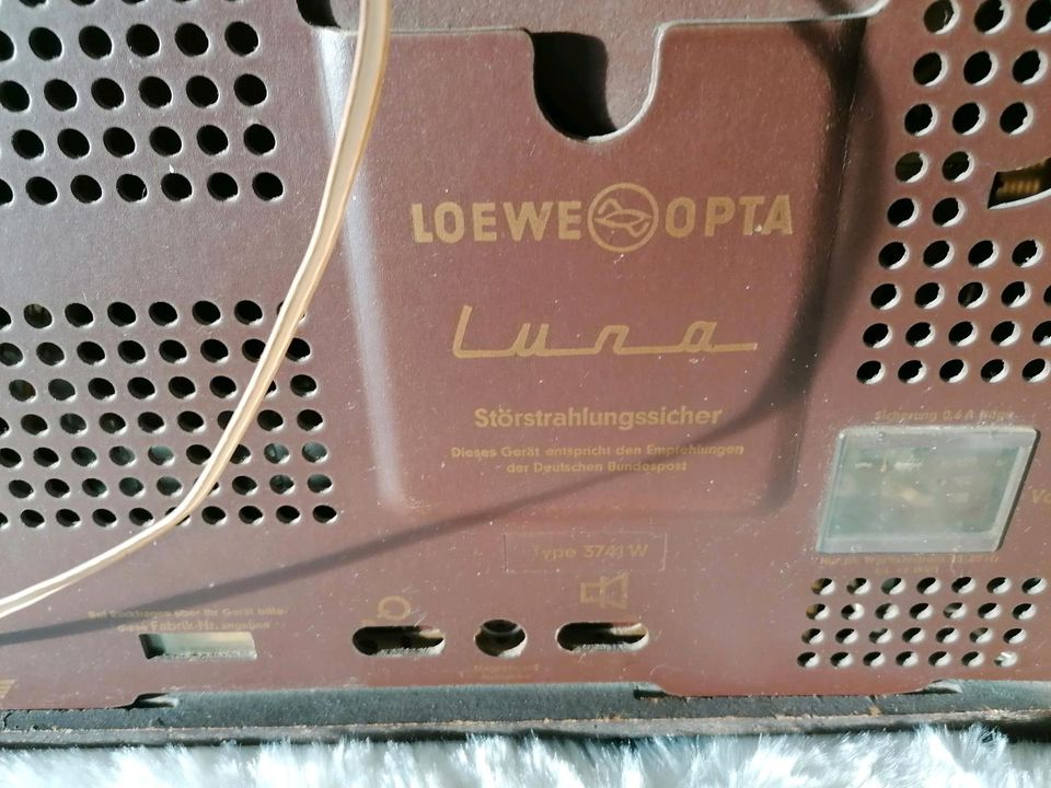 Loewe Opta luna 3741 Röhrenradio in Gottfrieding