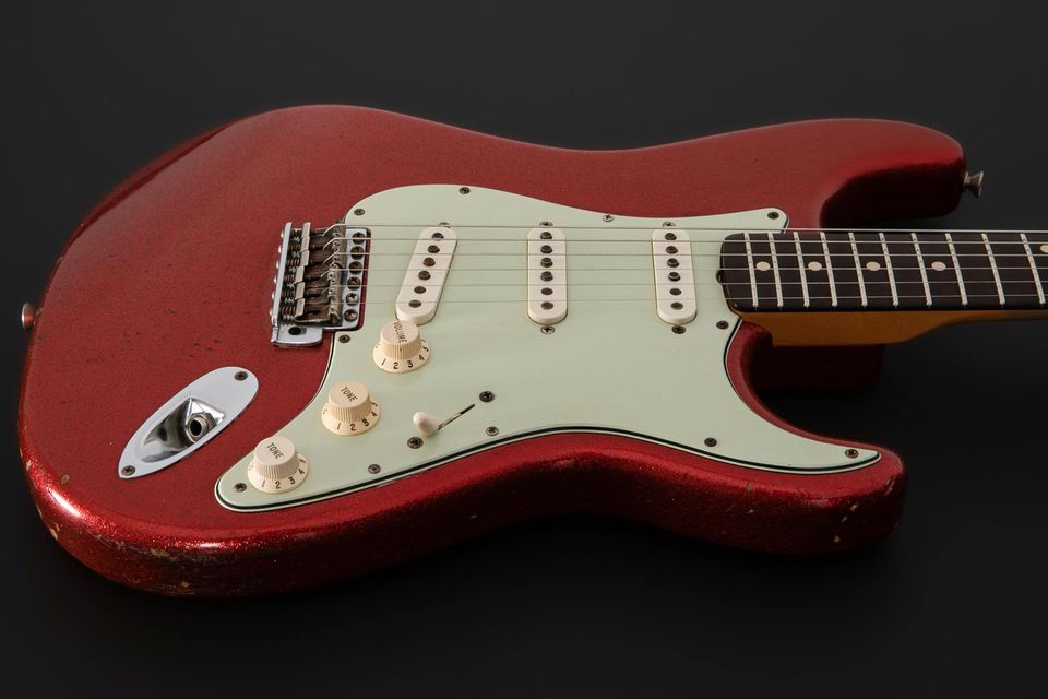 2011 Fender Custom Shop 1960 Stratocaster Relic Red Sparkle in Paderborn