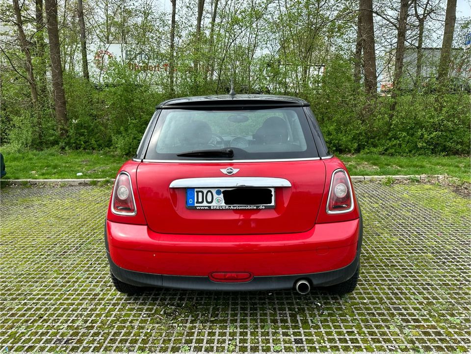 Mini Cooper R56 Stoßstange hinten mit Lippe in Dortmund