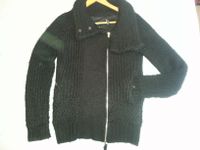 Dicke schwarze Strickjacke, asym. Kragen, seitl. Reißverschluss Niedersachsen - Isenbüttel Vorschau